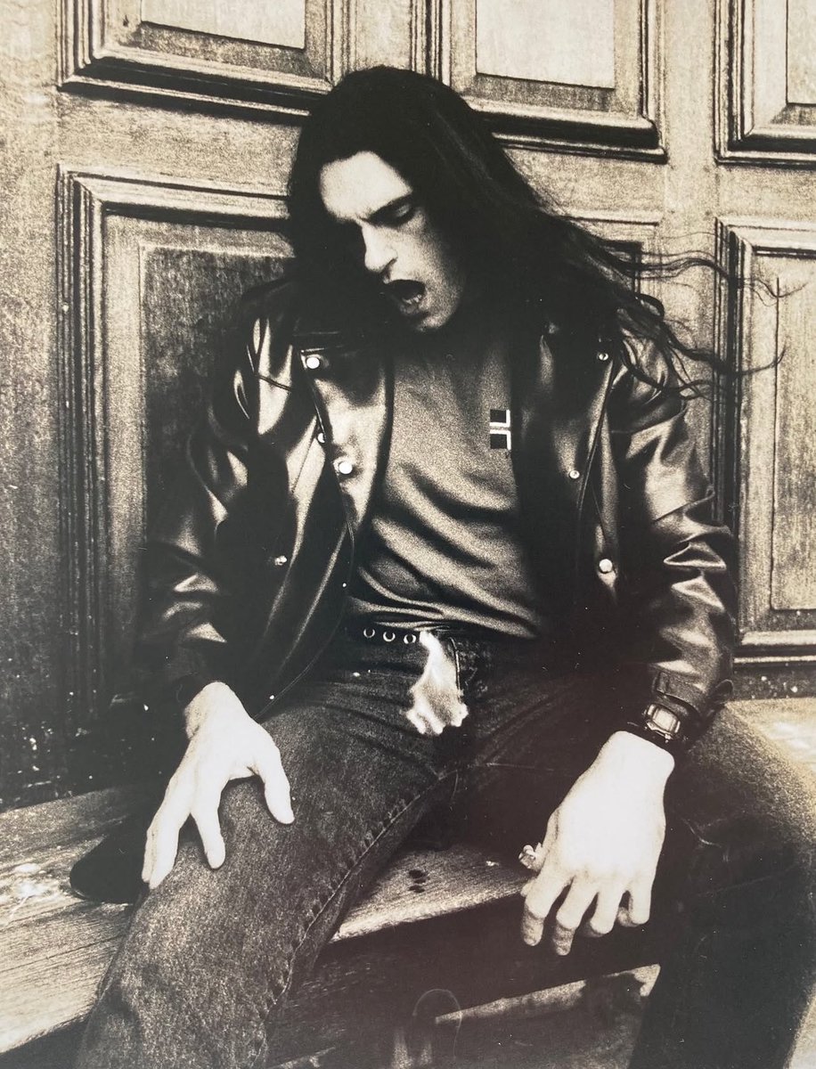 vctoberrust's tweet image. peter steele photographed by paul harries in london, 1996.