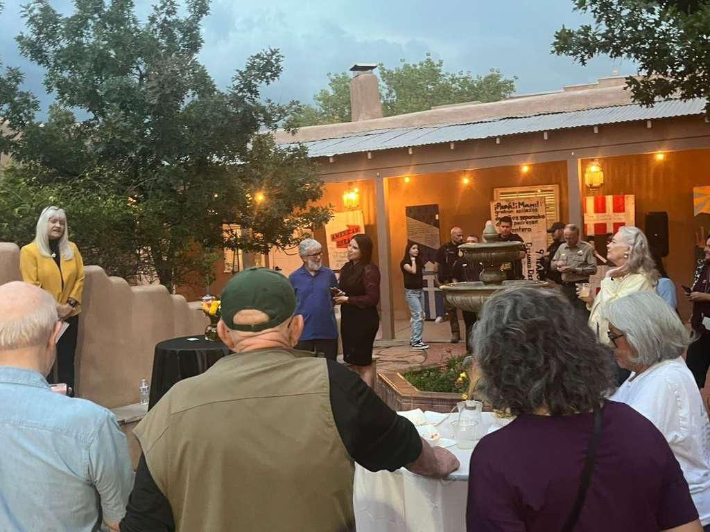 ConsulMexAlb's tweet photo. #TeamAbq @SRE_mx @ConsulMexAlb tuvo el honor de presenciar la apertura de la nueva oficina legislativa del Distrito 9 en @BernCounty #NM (@CindyNavaSpeaks), 
quien reafirmó su compromiso con nuestra comunidad. 

¡Felicidades al Distrito 9 por este nuevo espacio para la comunidad y a nuestra querida Senadora por siempre poner en alto el nombre de México!