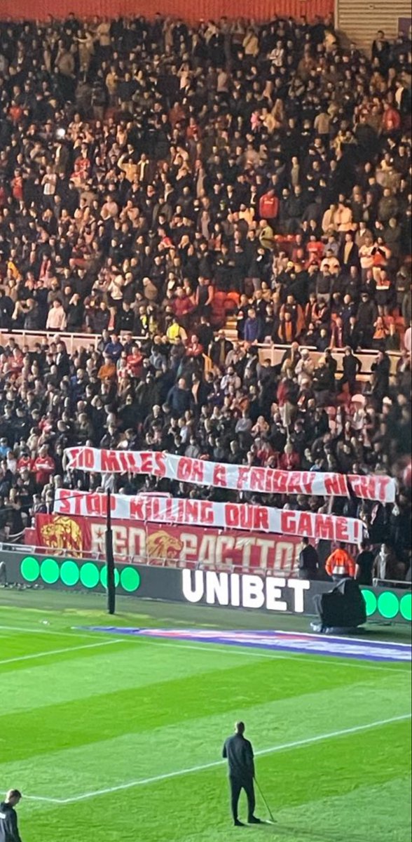 Awaydays23's tweet image. Middlesbrough fans tonight #BORO #MFC

“ 510 Miles on a Friday Night

Stop Killing our game’