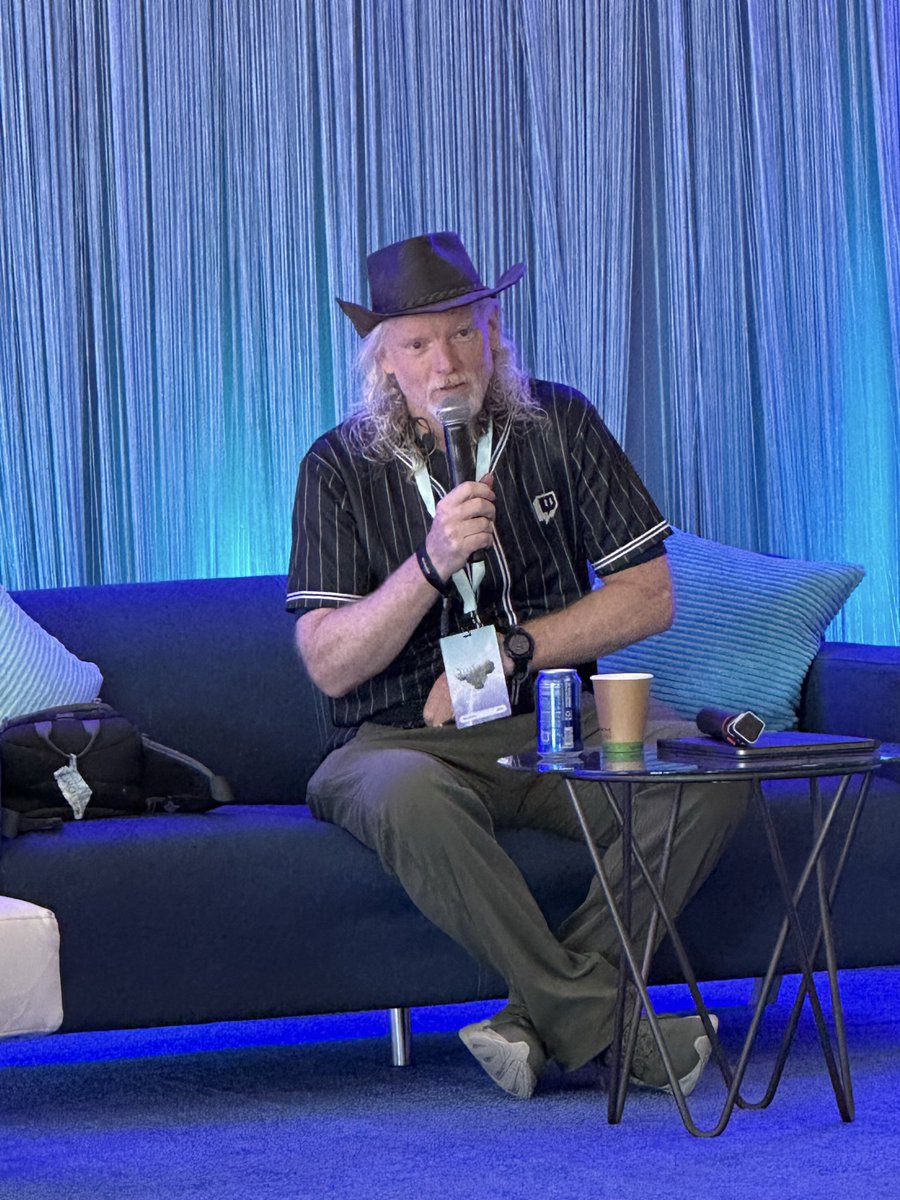 CSSully's tweet image. The man! Twitch CEO @djclancy999 is here for a Chat with Twitch Partners.
What should I ask?
#TwitchCon