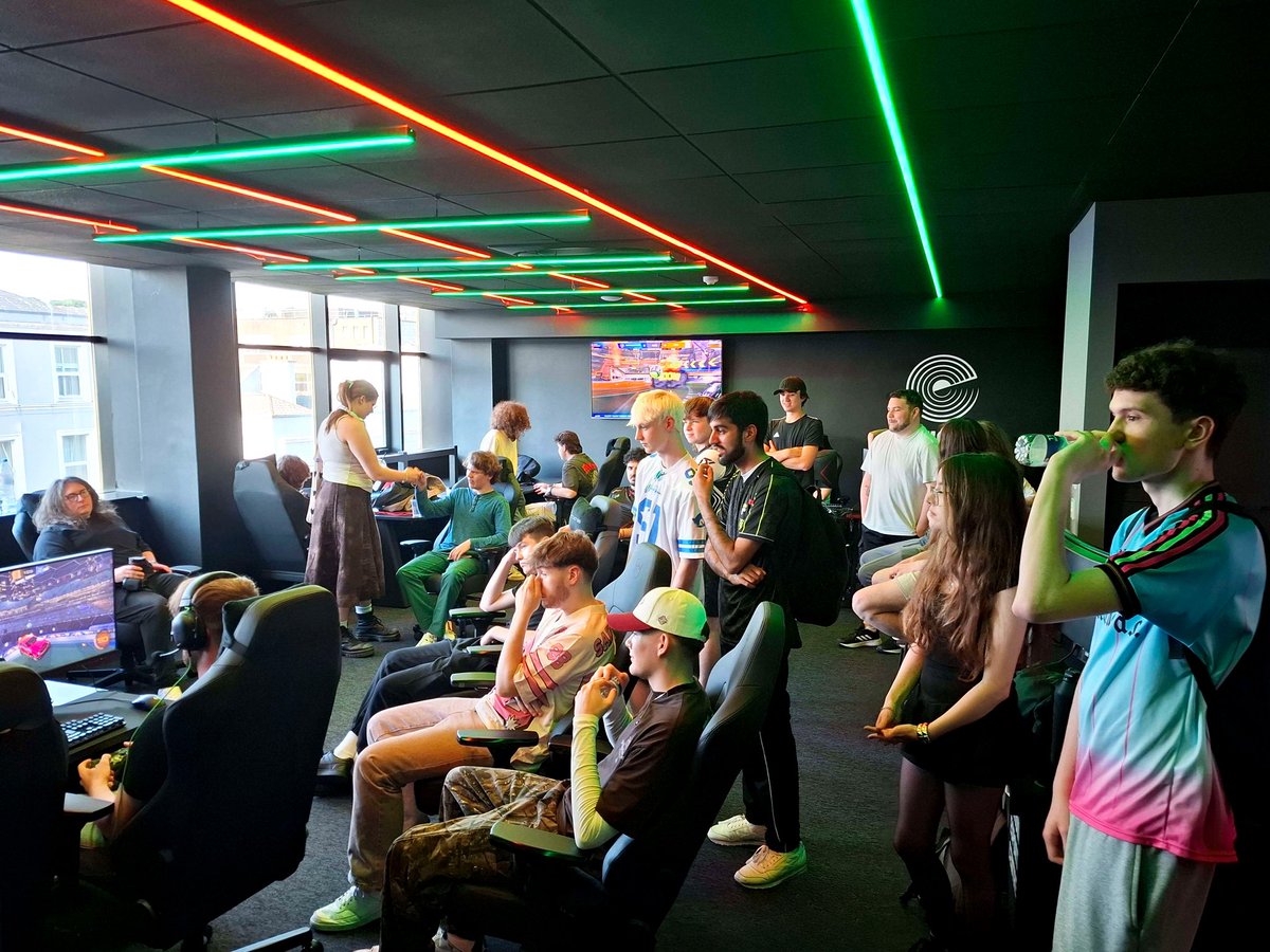 We are thrilled to welcome back the <a href="/RL_Ireland/">RL Ireland</a> Community LAN this November! ☘️

Find out more &amp; sign up through their Discord, link below ⬇️