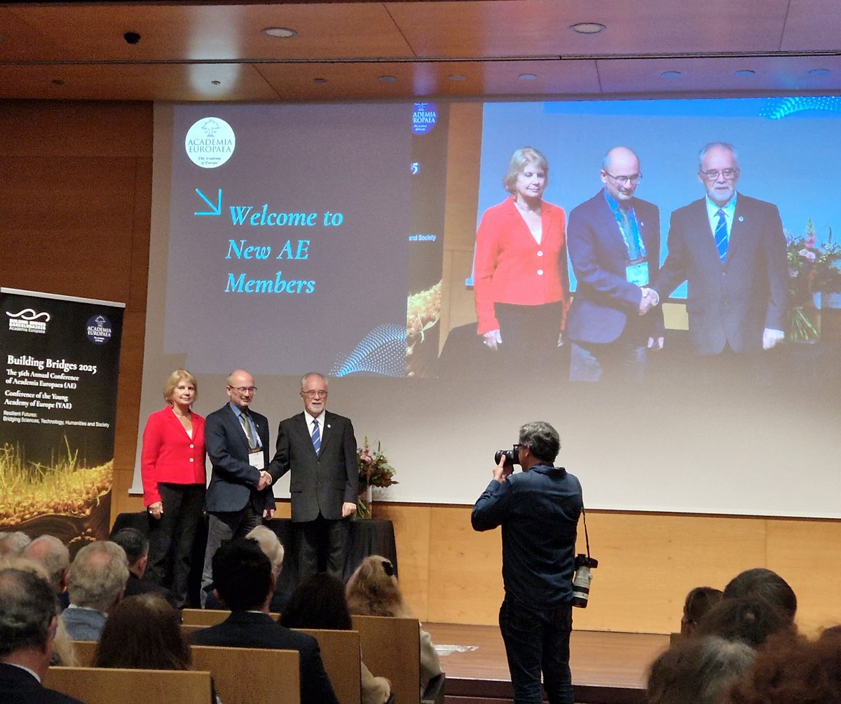 Milan Chytrý tweet media