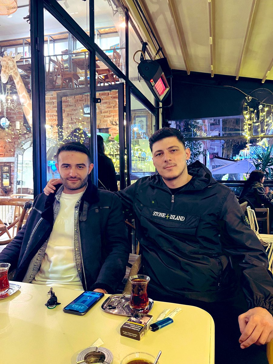 Emre Arslan, arkana yaslan.