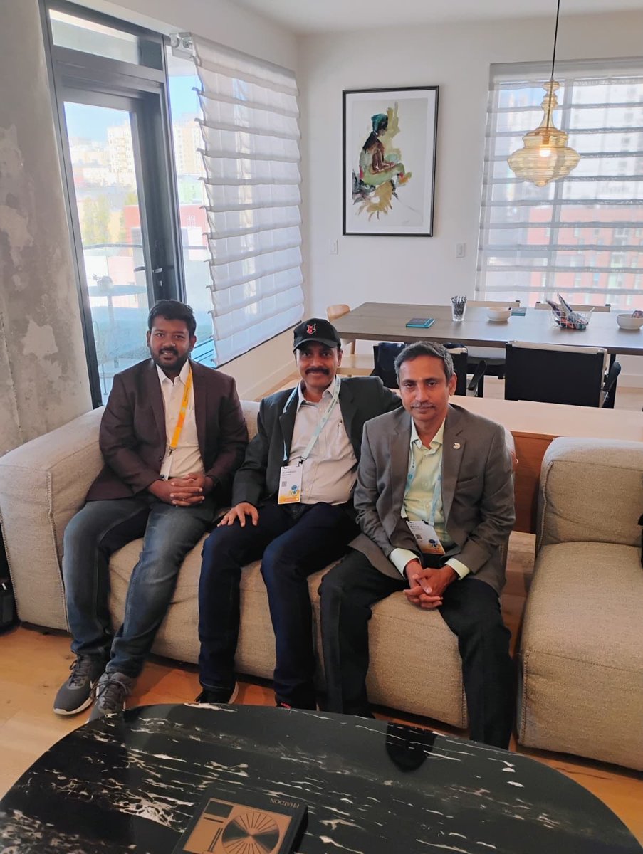 InfosysEvents's tweet image. At Dreamforce 2025, Kannan, Muralidhar, and Anjali from Infosys met with A S Yamohiadeen, Everest Group on Salesforce ecosystem trends, market insights, and the evolving landscape of enterprise transformation.
#DF25 #InfyatDF25 #InfosysSalesforceServices #Dreamforce2025