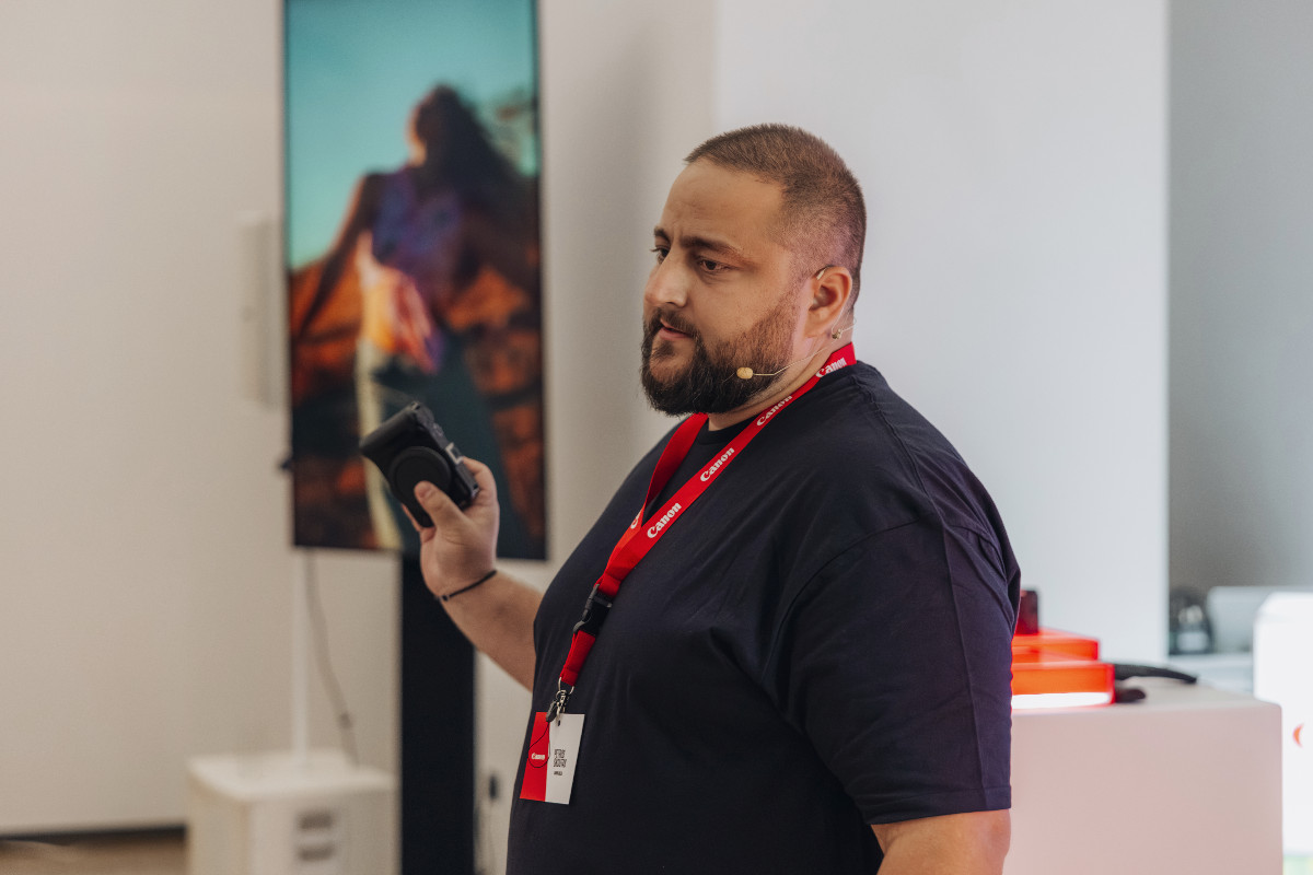Canon Greece tweet media