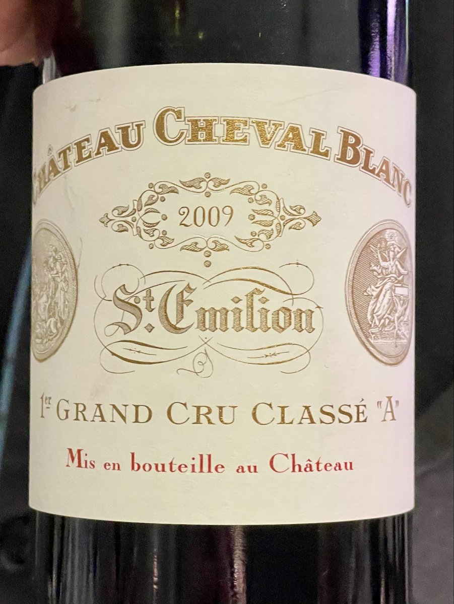I’ve had worse Fridays…

#NYWE2025 <a href="/WineSpectator/">Wine Spectator</a> Vertical Château Cheval Blanc tasting including the 2015, 2012, and 2009