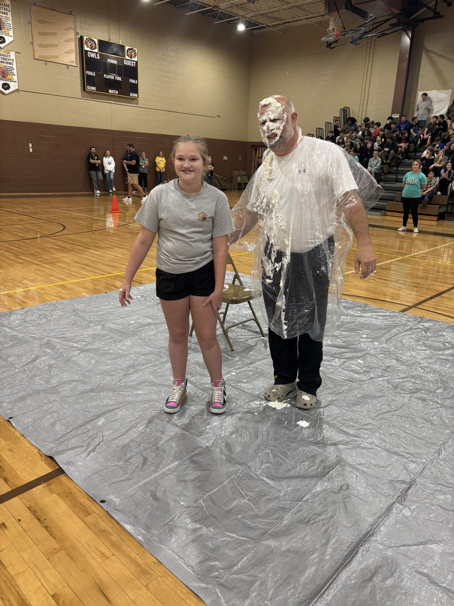 WMSSTUCOwls's tweet photo. Lots of fun at the fall pep assembly today! A couple of lucky students pied our principals, and over $350.00 was raised for Special Olympics! @WMSowls #WindsorWay #PepAssembly #SpecialOlympics https://t.co/UrwsnXHt7Y