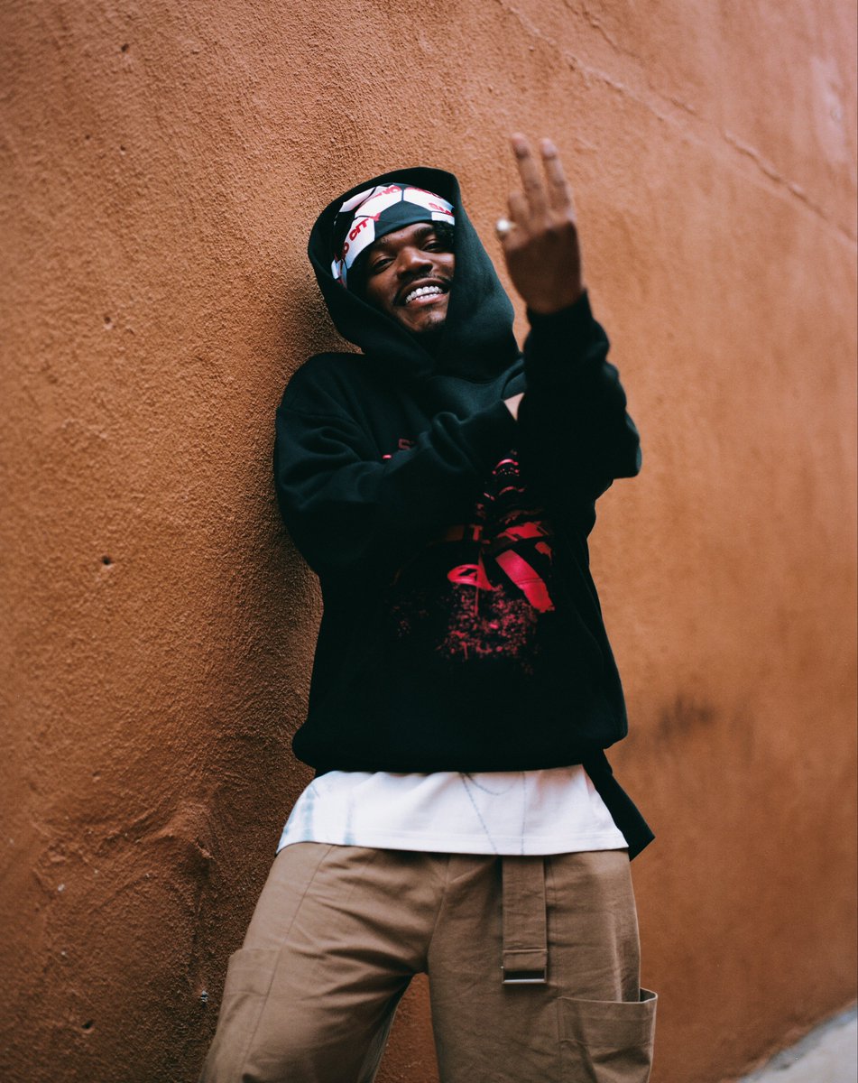 big_business_'s tweet photo. 👤SMINO👤
👤KENNY MASON👤
👤UMAIR👤

💿NO SYRINGE💿

🚨OUT NOW🚨 https://t.co/IWo0no8yn5