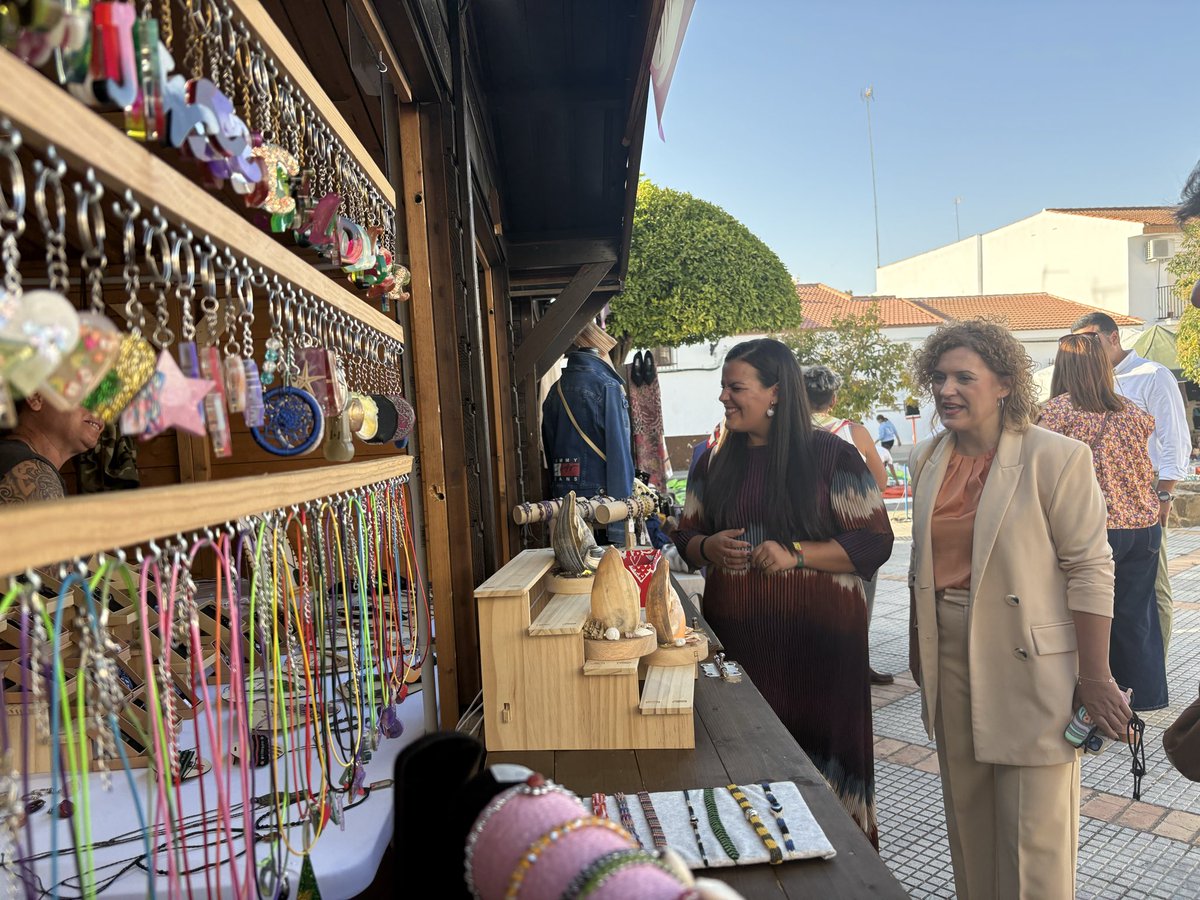 👉 En El Granado, la artesanía no es pasado: es identidad y es futuro 

▶️ La XXI Feria de Artesanía vuelve a recordarnos que el valor de lo hecho a mano no se mide en precio, sino en alma