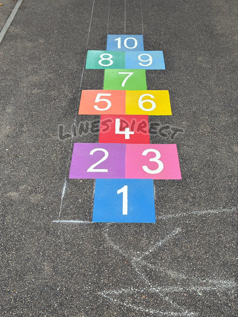 LinesDirect's tweet image. Adding a splash of colour to local parks this autumn 🐝🦋
#school #park #southeast #marking #medway #maidstoneboroughcouncil #brightcolours #bumblebee #butterfly #hopscotch #markings #kcc #kent #sussex #essex #maidstone