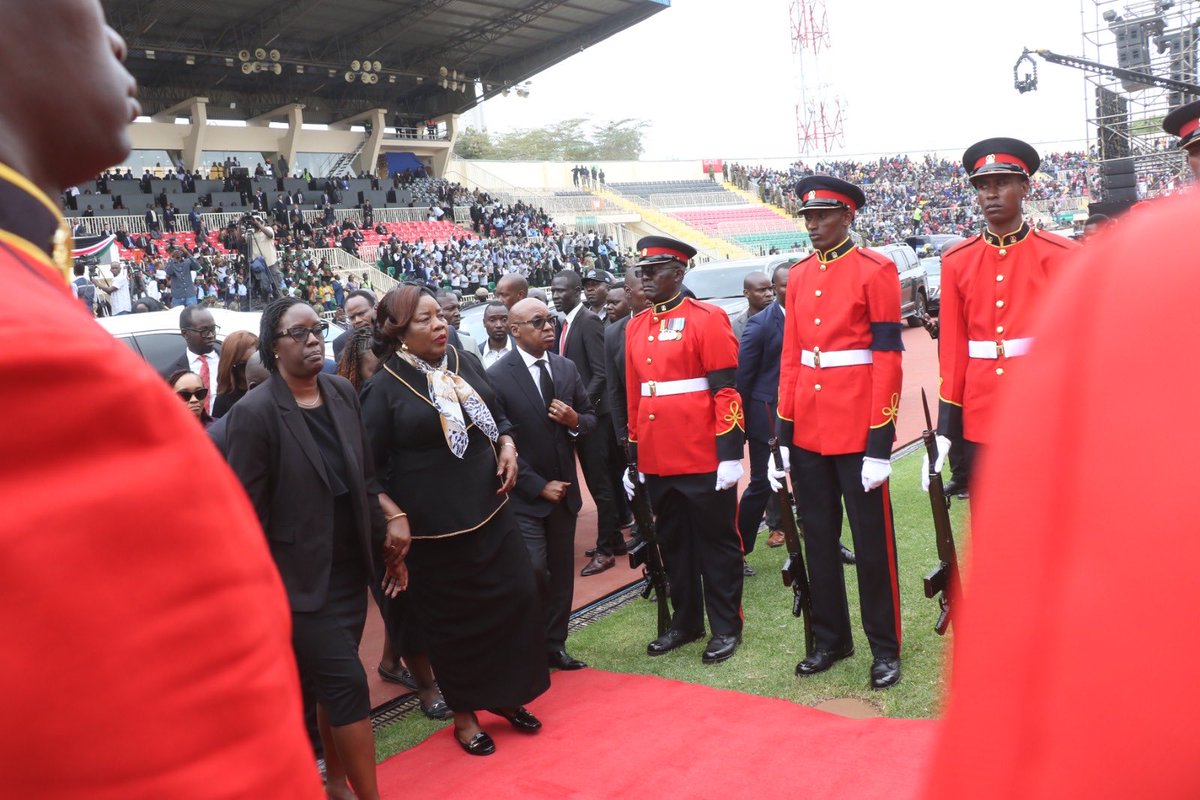 JimiWanjigi's tweet image. Today’s memorial was a moment of deep reflection, of mourning, remembrance, and honour.
As we gathered to celebrate his extraordinary life, the pain of his absence was heavy. It was a sad day! A hard one, yet I feel deeply privileged to have walked this journey with him as my…