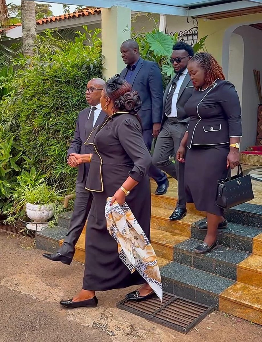 JimiWanjigi's tweet image. Today’s memorial was a moment of deep reflection, of mourning, remembrance, and honour.
As we gathered to celebrate his extraordinary life, the pain of his absence was heavy. It was a sad day! A hard one, yet I feel deeply privileged to have walked this journey with him as my…