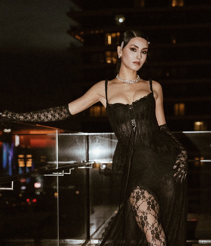 Bu yıl 11.Altın 61 ödüllerinde “Yılın En İyi Kadın Oyuncu” kategorisinde Rojbin'e oy
 verelim! 🤍

#RojbinErden 

🔗: altin61odulleri.com/blog/