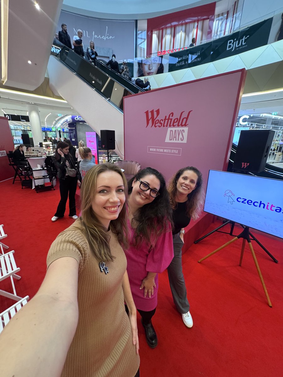 Czechitas tweet media