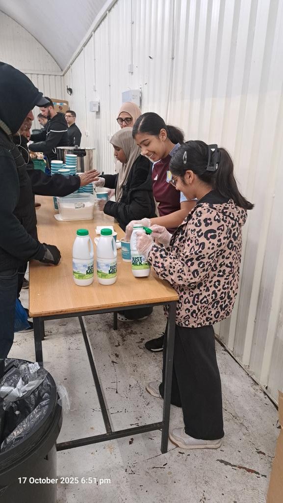 OliveSmallHeath's tweet photo. Supporting the most vulnerable in our community is always a deeply humbling experience. Our pupils were honoured to take part in distributing hot meals and showing kindness to those most in need. 
#servicetocommunities
#wearestar https://t.co/mGMCGwmhET