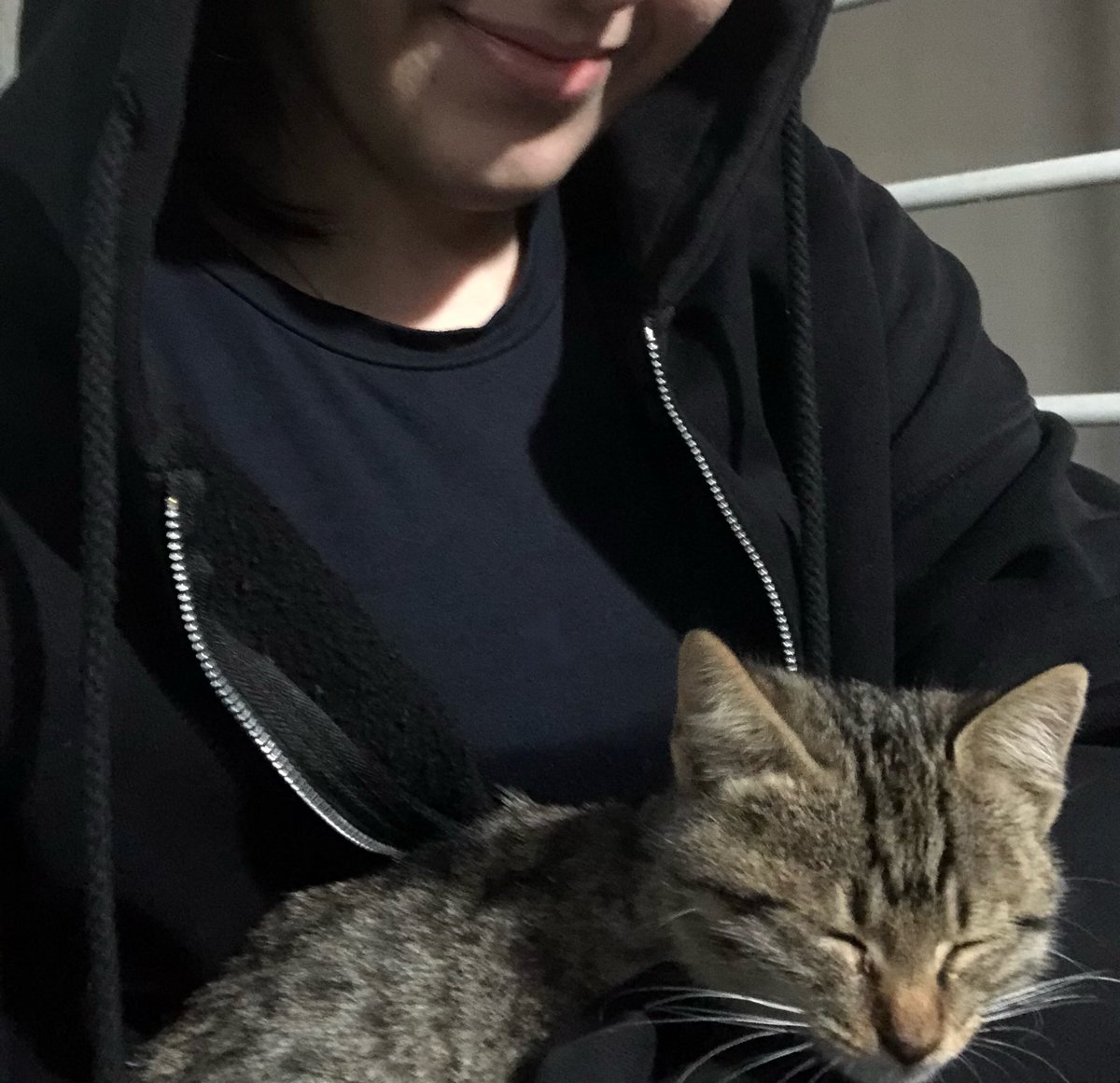 Kötü bir gün geçirdiğimi falan her şeyi anladı