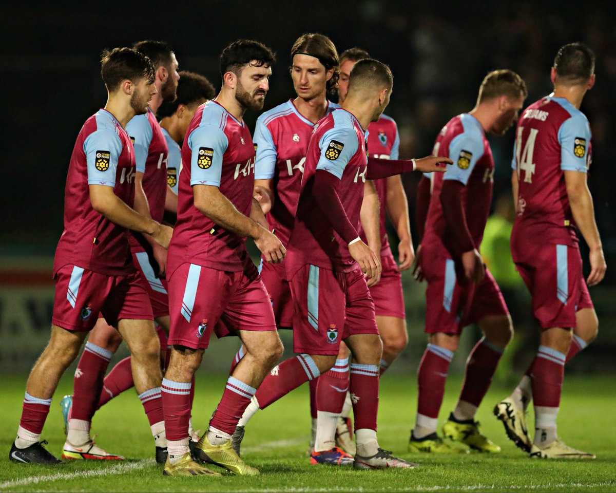 ⚽️ 45’ Jordan Davies 
⚽️ 45+2’ Louis Robles 

A quick-fire double hands <a href="/ColwynBayFC/">Colwyn Bay FC 🏴󠁧󠁢󠁷󠁬󠁳󠁿</a> a comfortable 3-0 lead at the break 👏

#JDWelshCup