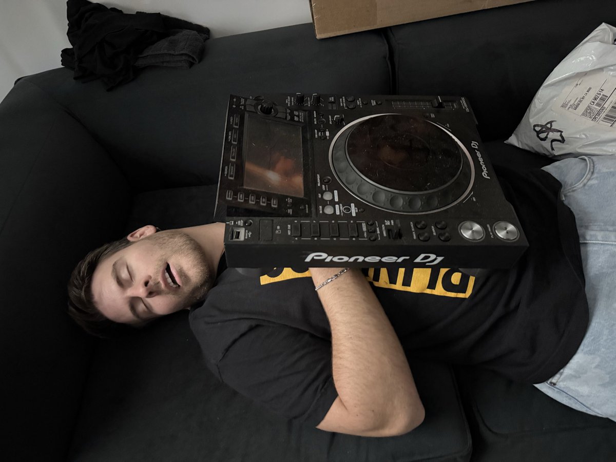 when you sleepover at a DJ’s place and they forgot to give you a blanket