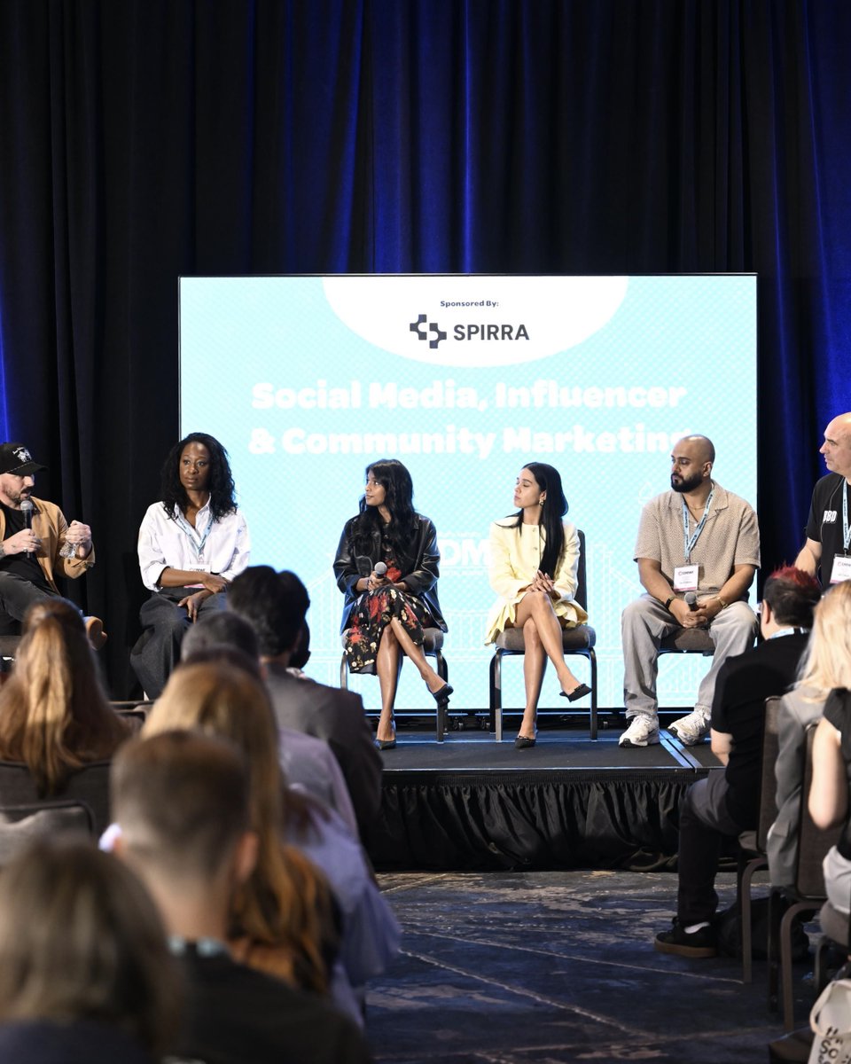 deepa's tweet image. Joined an all-star panel at @DigiMarketingWF to talk about all things social media and influencer marketing 💪🏽