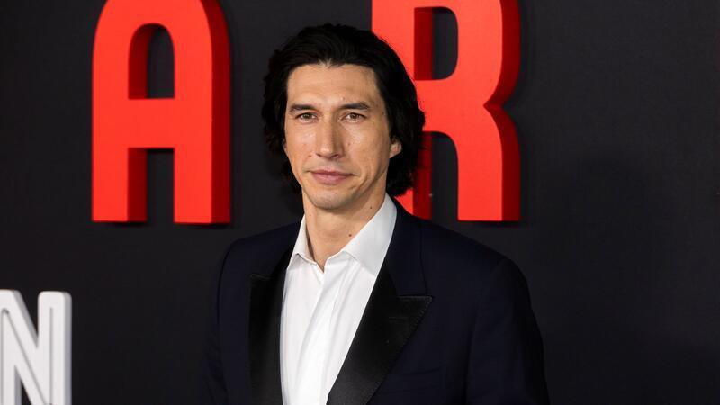 KyDriverThreads's tweet photo. Your Elopement Outfit and Announcement Picture with Each Adam Driver Character: A Thread https://t.co/tthxX6Wg7e
