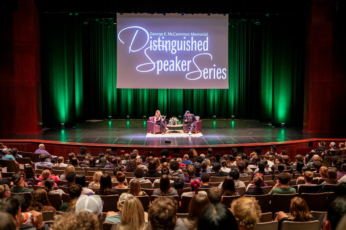 Recently, students in our University 101 course had the opportunity to hear from Rudy Ruettiger, whose story inspired the classic film Rudy.

Moderated by Professor Lauren Thompson, the conversation focused on perseverance and believing in yourself 💜

#McKendree #BearcatProud