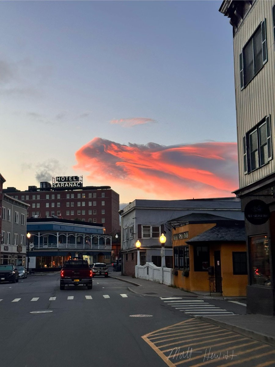 carriejones_us's tweet image. #teamg