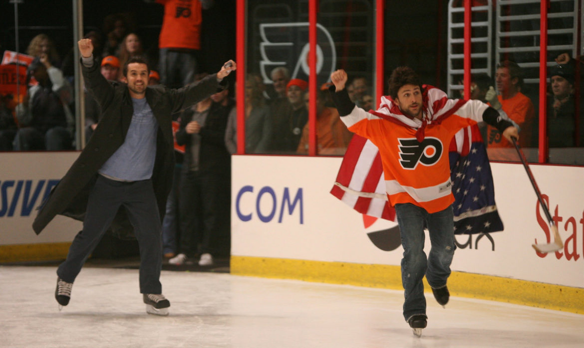 Charlie and Rob during the shooting of “Mac’s Big Break” (2010).