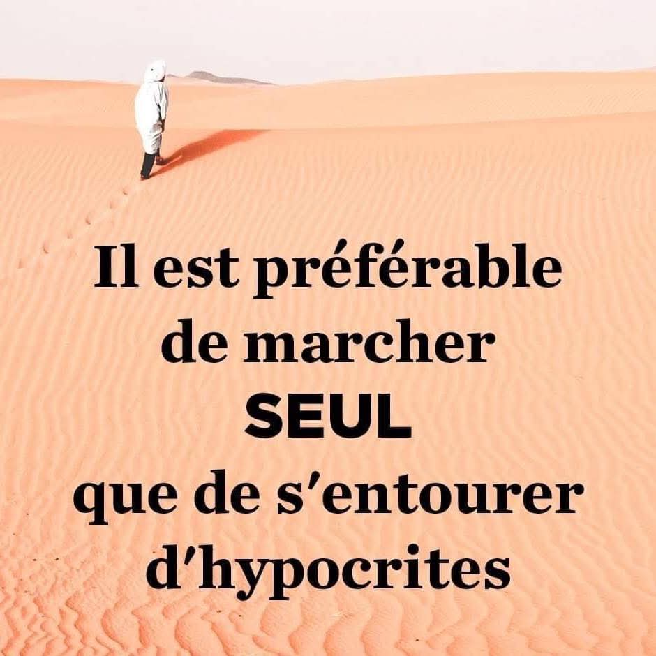 Marsmarsmars25's tweet image. Seule ou mal accompagnée dans la vie il faut savoir quand tu dois t éloigné des mauvaises personnes qui te rendent mauvais