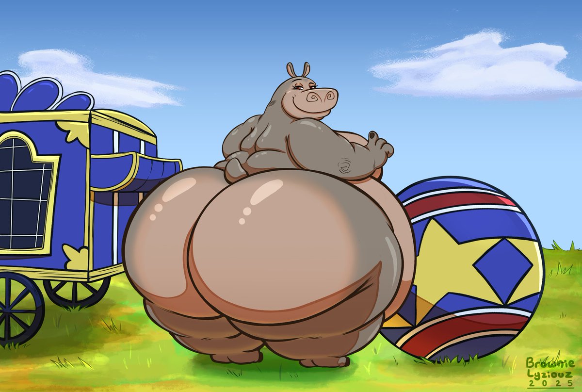 Foxgonzl19 (@foxgonzl19) on Twitter photo It seems Melman has been spoiling Gloria a lot since they joined the circus. Look how fat that cake is!!
Even though she can't dance on the zip line anymore, her stage dancing is very captivating for everyone when all that fat moves like Jell-O.
🎨: <a href="/BrownieLyziouz/">Brownielicious || Comms Open</a> ❤️ It seems Melman has been spoiling Gloria a lot since they joined the circus. Look how fat that cake is!!
Even though she can't dance on the zip line anymore, her stage dancing is very captivating for everyone when all that fat moves like Jell-O.
🎨: <a href="/BrownieLyziouz/">Brownielicious || Comms Open</a> ❤️