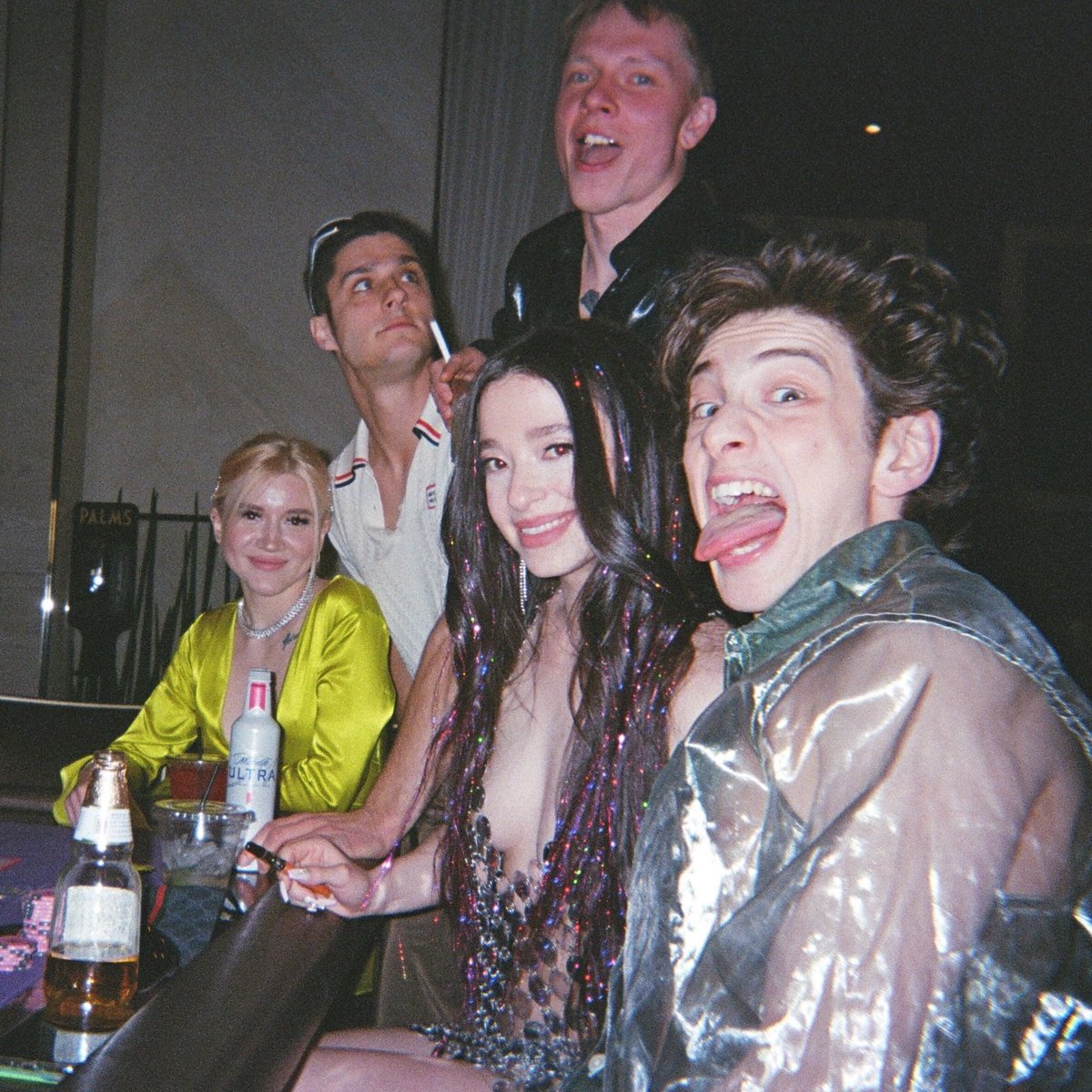 happy one year of Anora to all those who celebrate! it’s glitter day. 💜