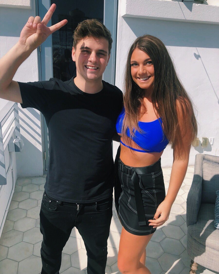 so <a href="/MartinGarrix/">MARTIN GARRIX</a> , your first ever red rocks show just so happens to be on my BIRTHDAY (10/22)😇 so obvi I’m flying to Denver for it lolol

What are the odds you make it my best bday ever &amp; do a little 6 year picture reunion with me? (throwback to Miami 2019) 🥹🫶🏻