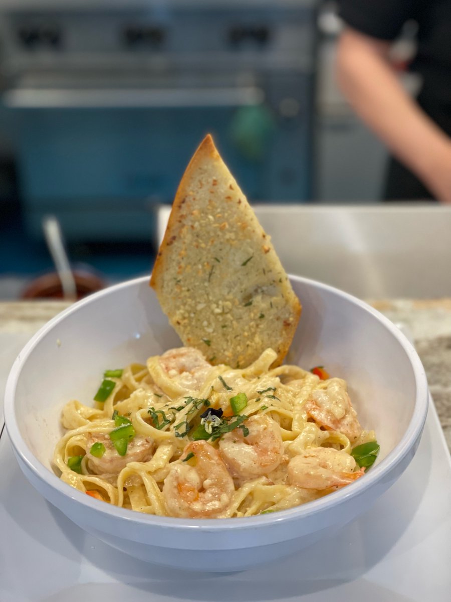 ChloezCafe's tweet photo. Are you after a mouthwatering meal? Look no further than Chloez Cafe in Fairfax Station! Visit 5622 Ox Rd Unit F for a scrumptious feast. Check out https://t.co/nDbB2fH5VY or call (703) 272-3029 for more info. See you there! https://t.co/WaGj81SF6A