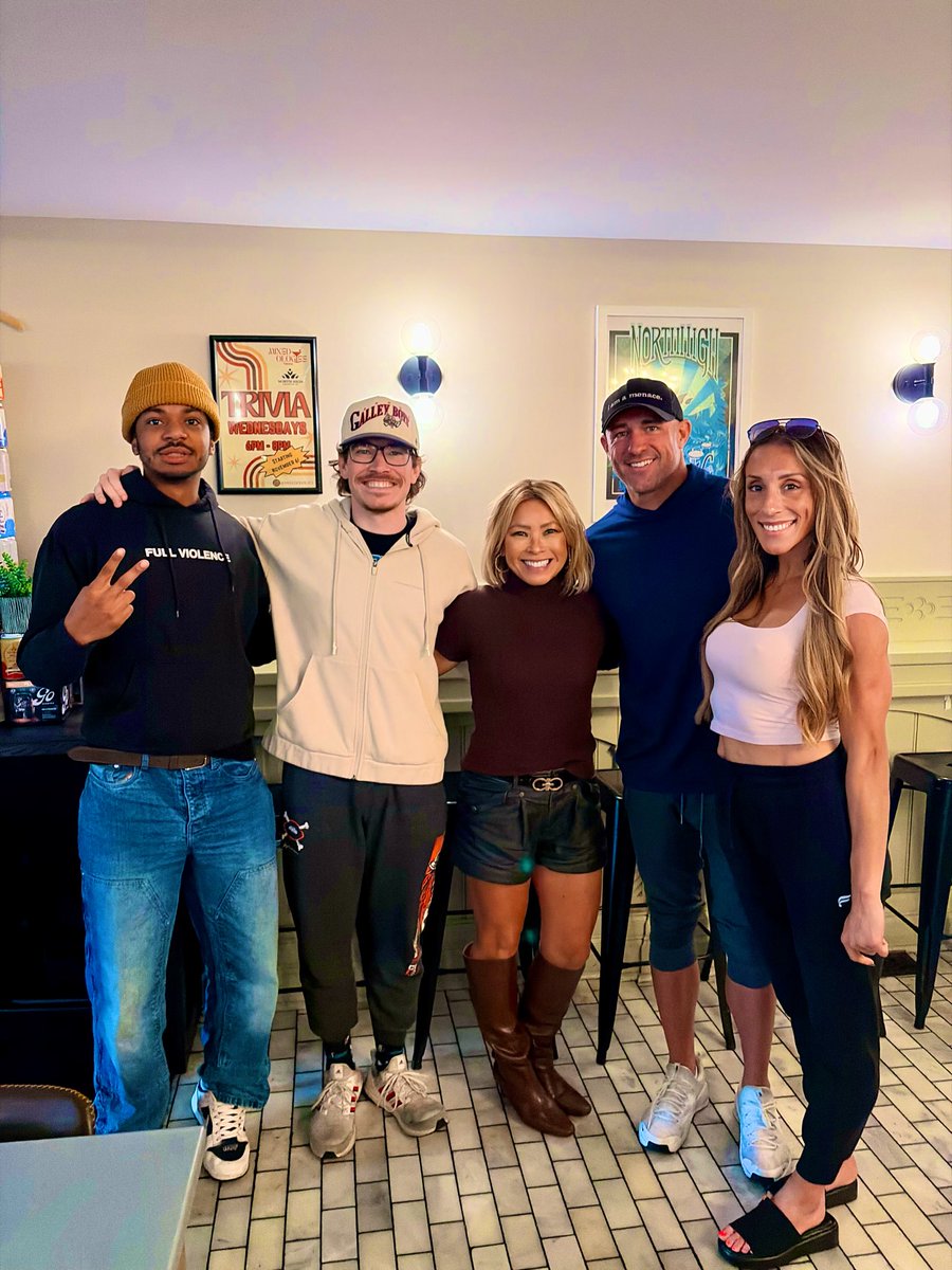 asianposh2022's tweet photo. Love love LOVE these people!
TGIF!!! @KristopherDrew_ @pat_khill8 @CoachZachSmith @justinalauren @Menace2Sports 🥰 #menacetribe https://t.co/LYkOY5i02u