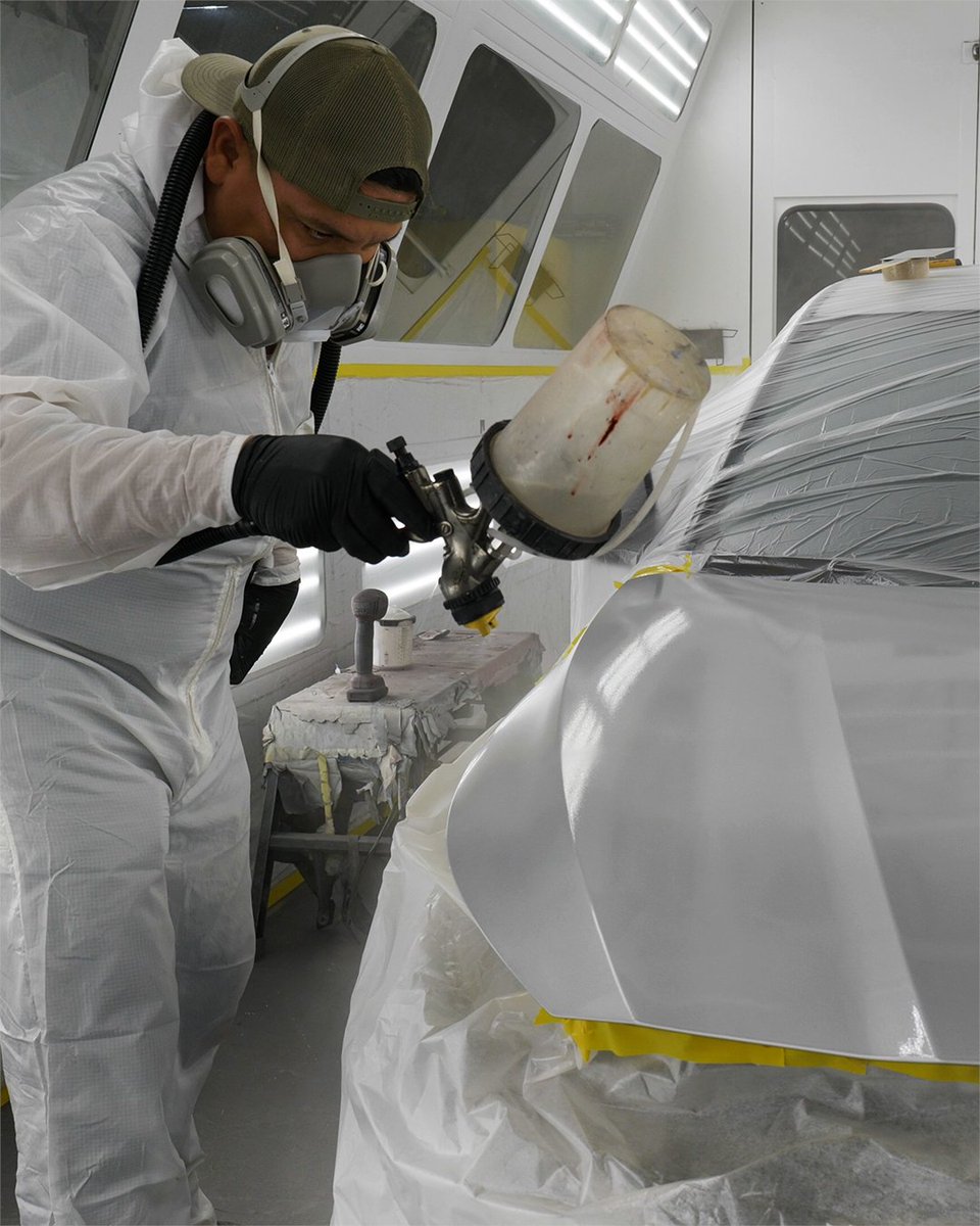 ApolloSprayers's tweet image. From the first coat to the final shine, precision matters🚗
Trusted by pros who demand American-built 🇺🇸 performance in every pass.