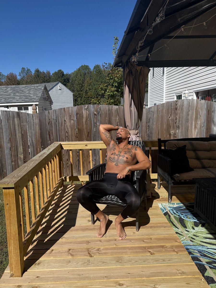 SWAG_CRAZ's tweet image. #soles #feet #footfetish  #manfeet #finefriday #upandcominh