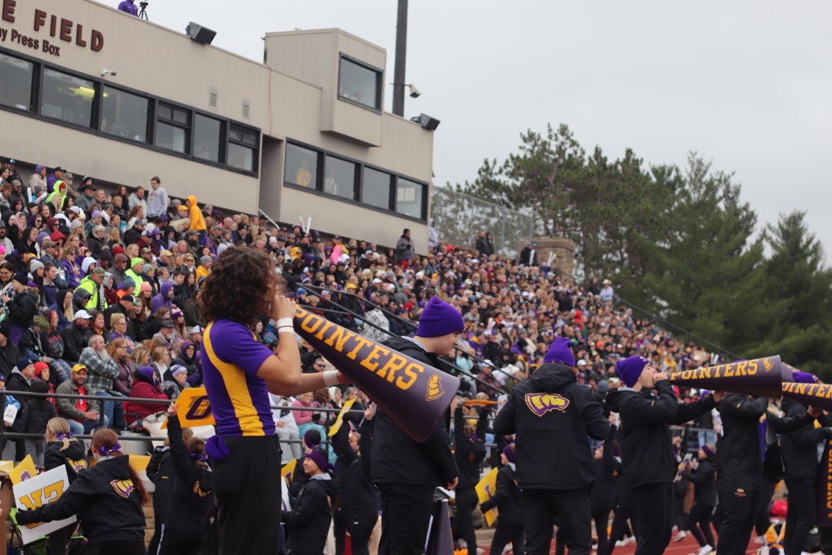 See you at Homecoming tomorrow #Pointers! 💜 💛 #UWSP