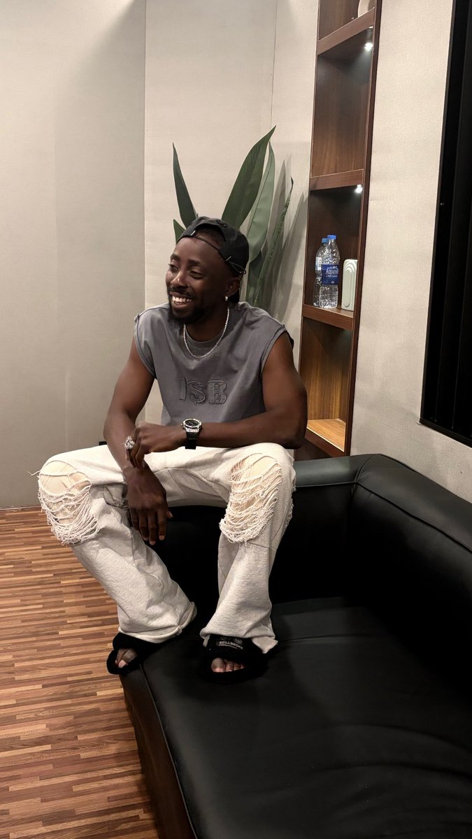 I no sabi apply pressure, if the other dude dey show working pass me gree for am.