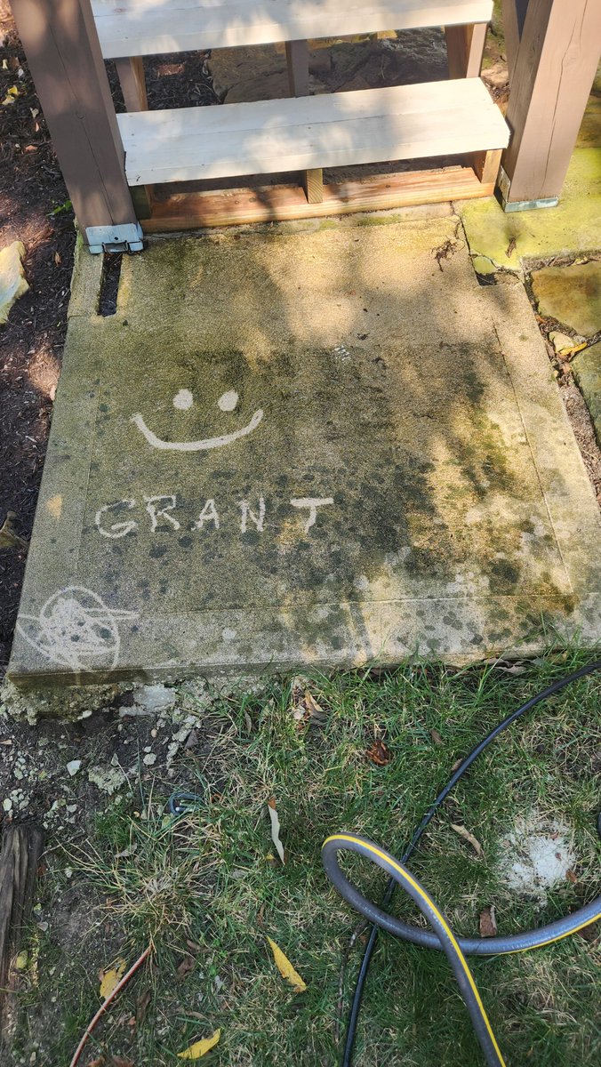 mikegkc's tweet image. When you ask the 23 year old to help with power washing.