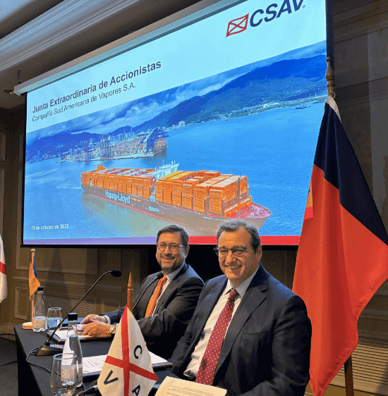MasContainer's tweet photo. La Junta Ordinaria de Accionistas de la #CSAV Compañía Sud Americana de Vapores, celebrada esta semana, aprobó la propuesta de #dividendos realizada por el directorio.
De esta manera, se pagará un total de US$200 millones en su equivalente el 23 Octubre
https://t.co/1F513jDLKZ https://t.co/BiweezFajE