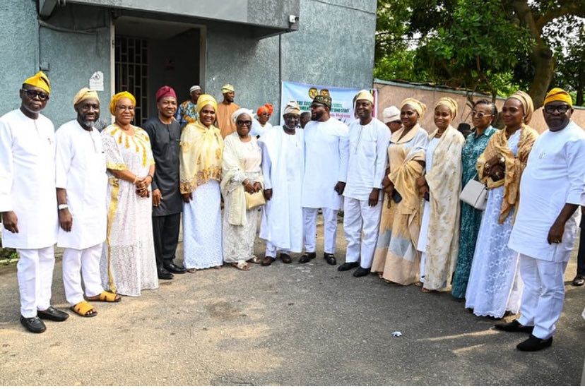 engr_toriola's tweet image. At the Special Jumu&apos;ah Service in commemoration of the statutory retirement &amp;amp; 60th birthday celebration of Mr. Kehinde Farouk Gbajumo, Perm. Secretary, Cabinet Office held at the Secretariat Community Central Mosque. Congratulations my colleague and Brother, wishing you the best