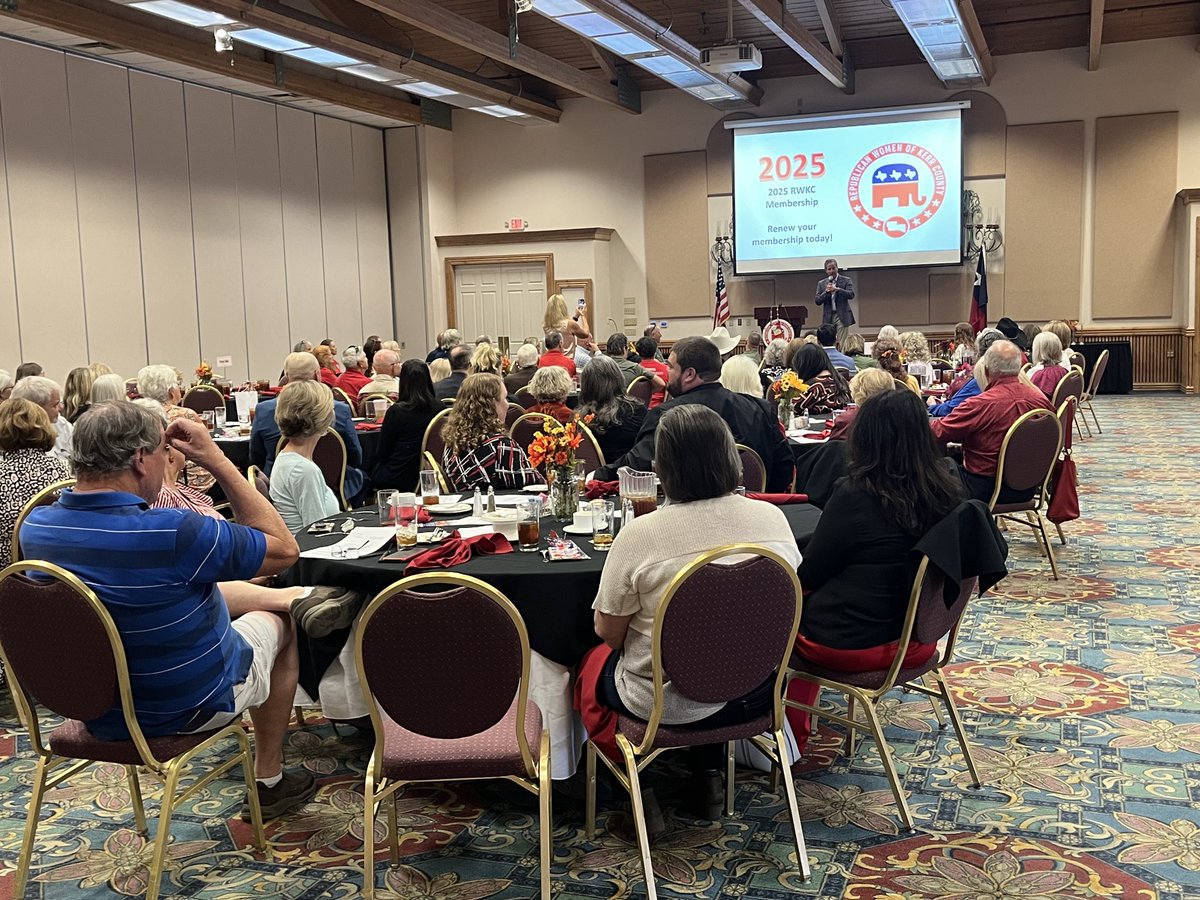 KHancock4TX's tweet image. Great time speaking with the unstoppable Republican Women and grassroots leaders of Kerr County — building the movement to WIN big in 2026 and keep Texas the reddest, freest, and best place to live, work, and raise a family! 💪#TexasStrong