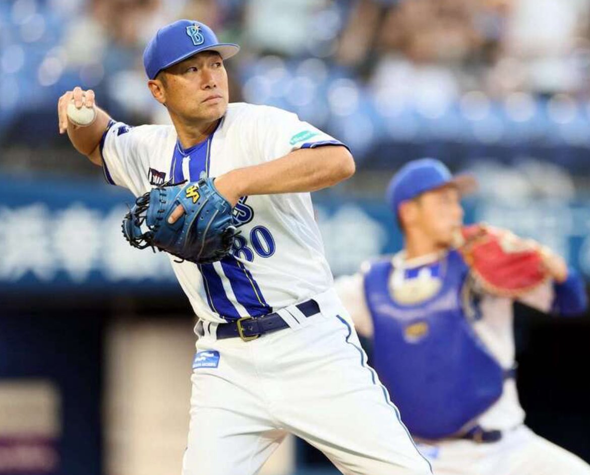 DeNA、相川亮二氏が新監督就任へ　ディフェンスチーフ兼野手コーチから昇格、28年ぶり悲願リーグVへ手腕託す(サンケイスポーツ)

相川コーチは横浜、ヤクルト、巨人でプレーした通算23年の現役時代に日本球界を代表する捕手として活躍し、1150安打を記録。
news.yahoo.co.jp/articles/e9b6c…