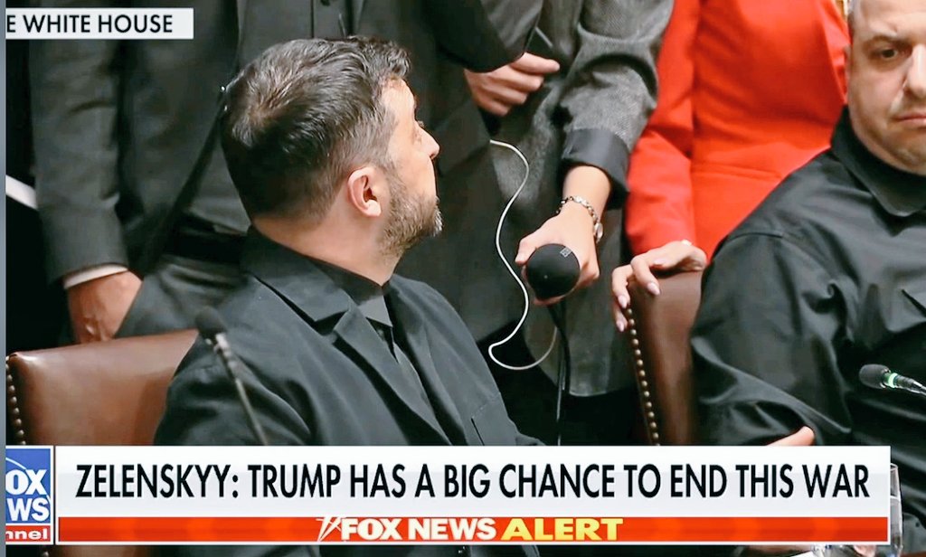 boi_oprah's tweet photo. and than LEAVE IT to our #FOXReporter @FoxNews to get it started with Sir. @ZelenskyyUa , there was a LOT'S of ENERGY right there .... coming from #Zelensky #OprahBoy #KeepingITReal https://t.co/tKSknZ0MnG