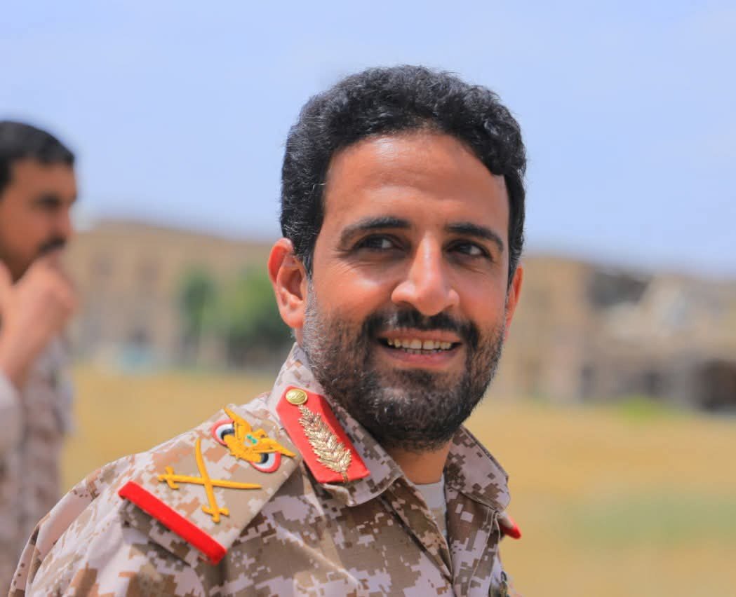 قادتنا كالنجوم في سماء الامة
اذا افل نجم بزغ نجم آخر…
لكي يضيء درب الحرية ويواصل المسير
لا تقلقوا
فدماء #الشهيد_الغماري
ستنبت الف غماري جديد
وستظل السفينة تمخر عباب الامجاد
رغم كل محاولات الباطل لاطفاء النور
#الغماري_شهيد_القدس
#شهداؤنا_عظماؤنا