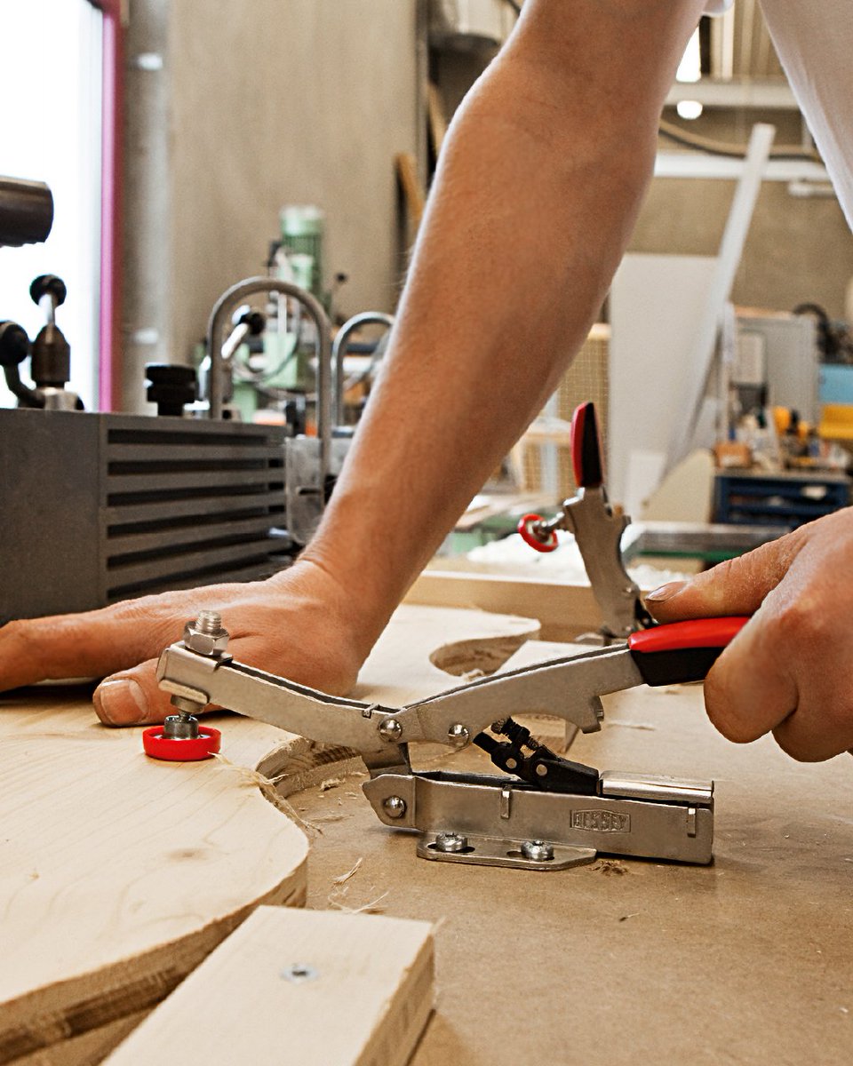 BesseyTools's tweet image. BESSEY’s STC Self-Adjusting #Toggle #Clamps are built to keep your workflow moving.

They automatically adapt to different material thicknesses with no additional setup required, simplifying repetitive clamping tasks.

Offered in vertical, horizontal, and inline configurations.