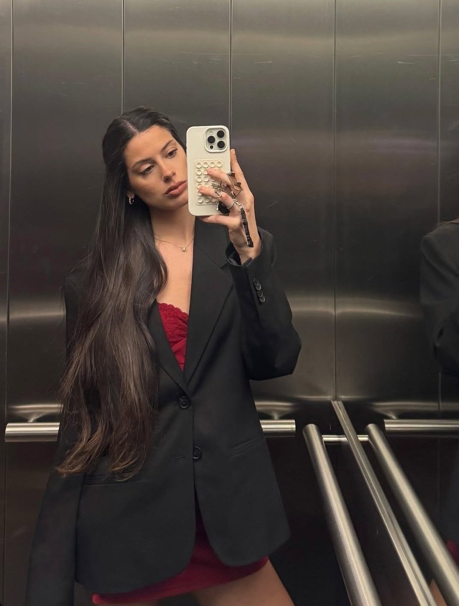 Sofi Santos via historia de Instagram