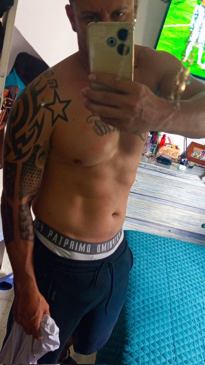 AlvarezCamiloa's tweet photo. 🔥💪🏼🍔 https://t.co/XT04gV1bQg