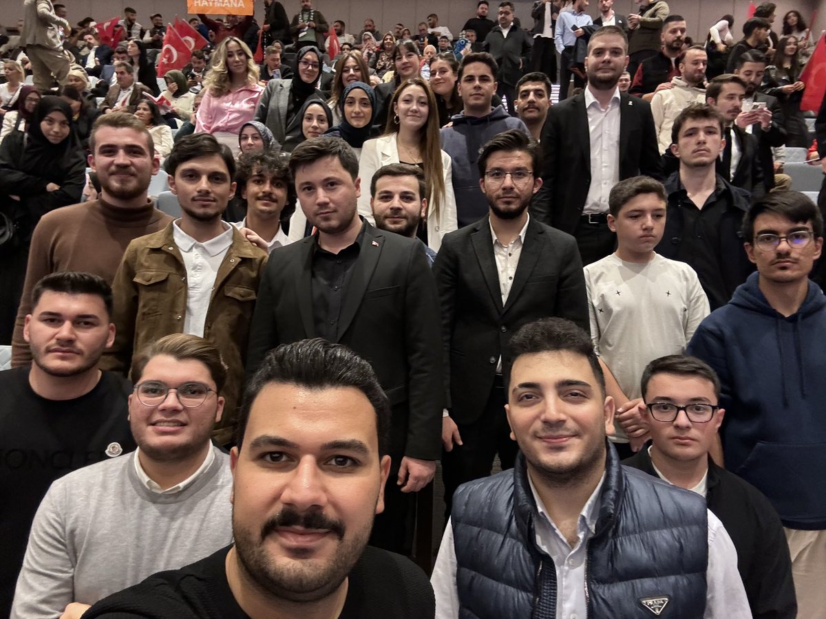 📍AK Parti Konferans Salonu

ÜniAK Ankara Teşkilatı olarak Ekim Ayı İl Danışma Meclisi toplantısında yerimizi aldık!

“Her anında hep yanında, ÜniAK Ankara burada!”✨ 🚀

#AKGençlik #ÜniAKAnkara