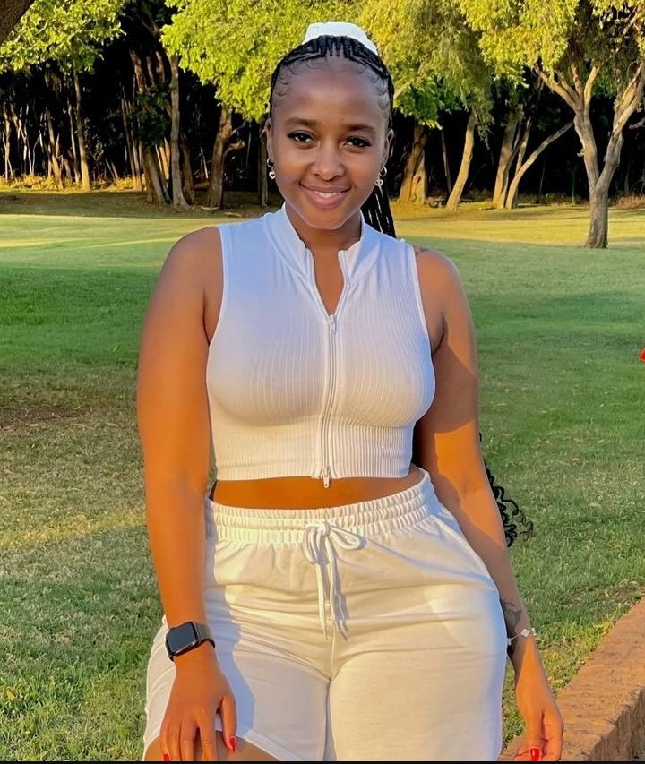 aime_mwizaa's tweet image. 🤍🤍