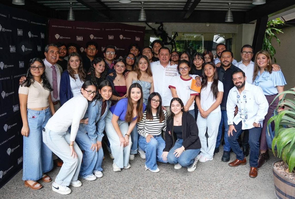 ASEChiapas's tweet photo. AUDITOR SUPERIOR PRESENTE EN ENCUENTRO NACIONAL
#Transparencia #Eficiencia #AuditoríaSuperior #CombateALaCorrupción #RendiciónDeCuentas https://t.co/lo0IMmoEEK
